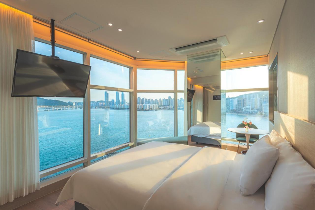 בוסאן Hotel Marine View מראה חיצוני תמונה